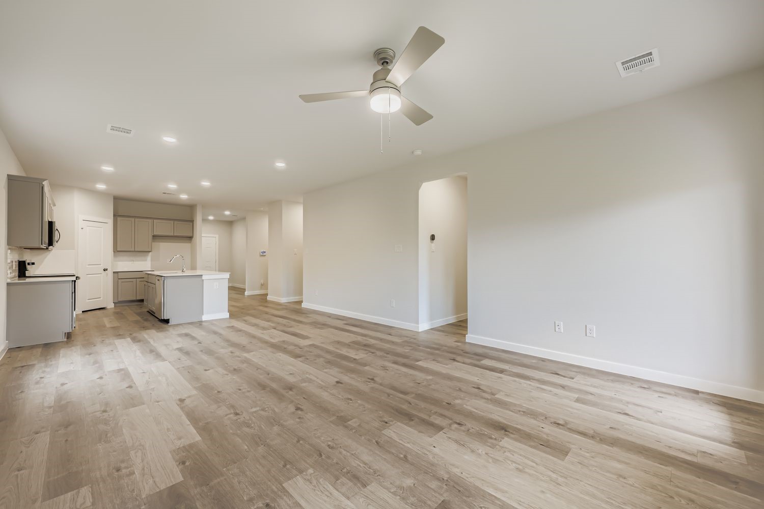 1021 Park Oak Lane Crowley TX 76036