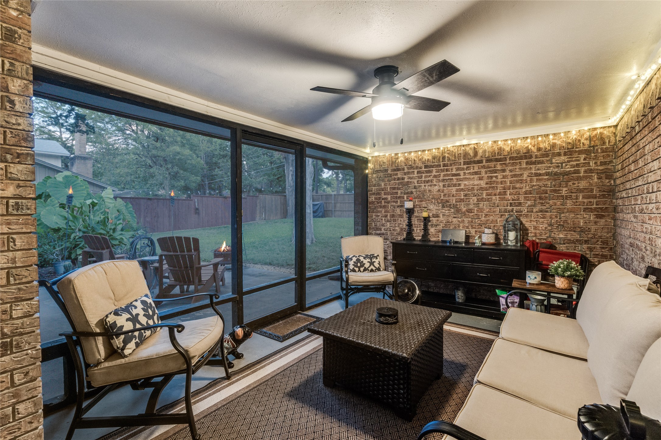 6020 Hunters View Lane Dallas TX 75232