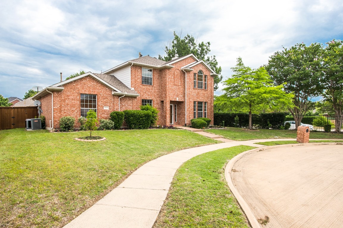 5000 Crossvine Lane Mckinney TX 75070