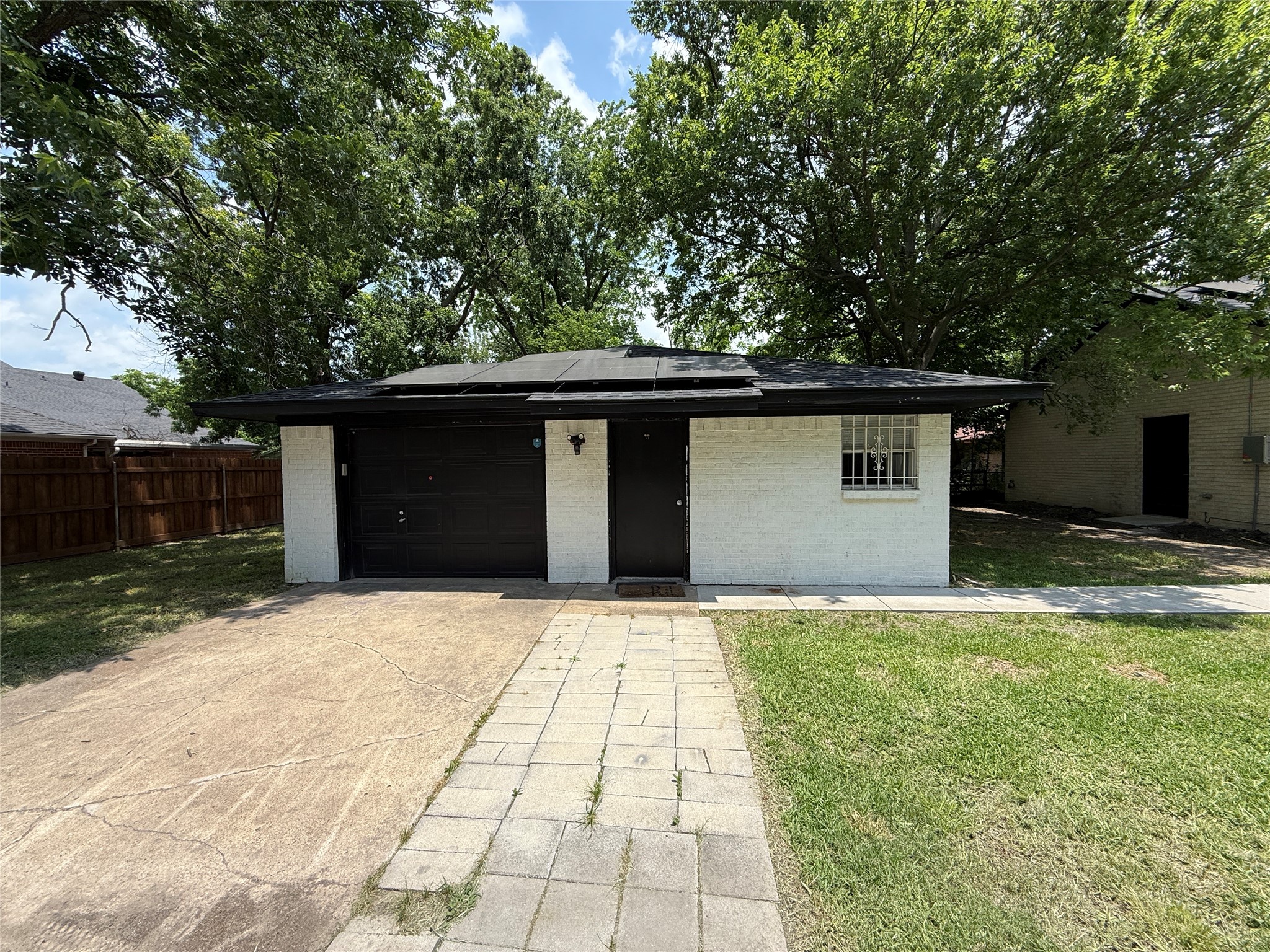 201 E 10th Street Kaufman TX 75142