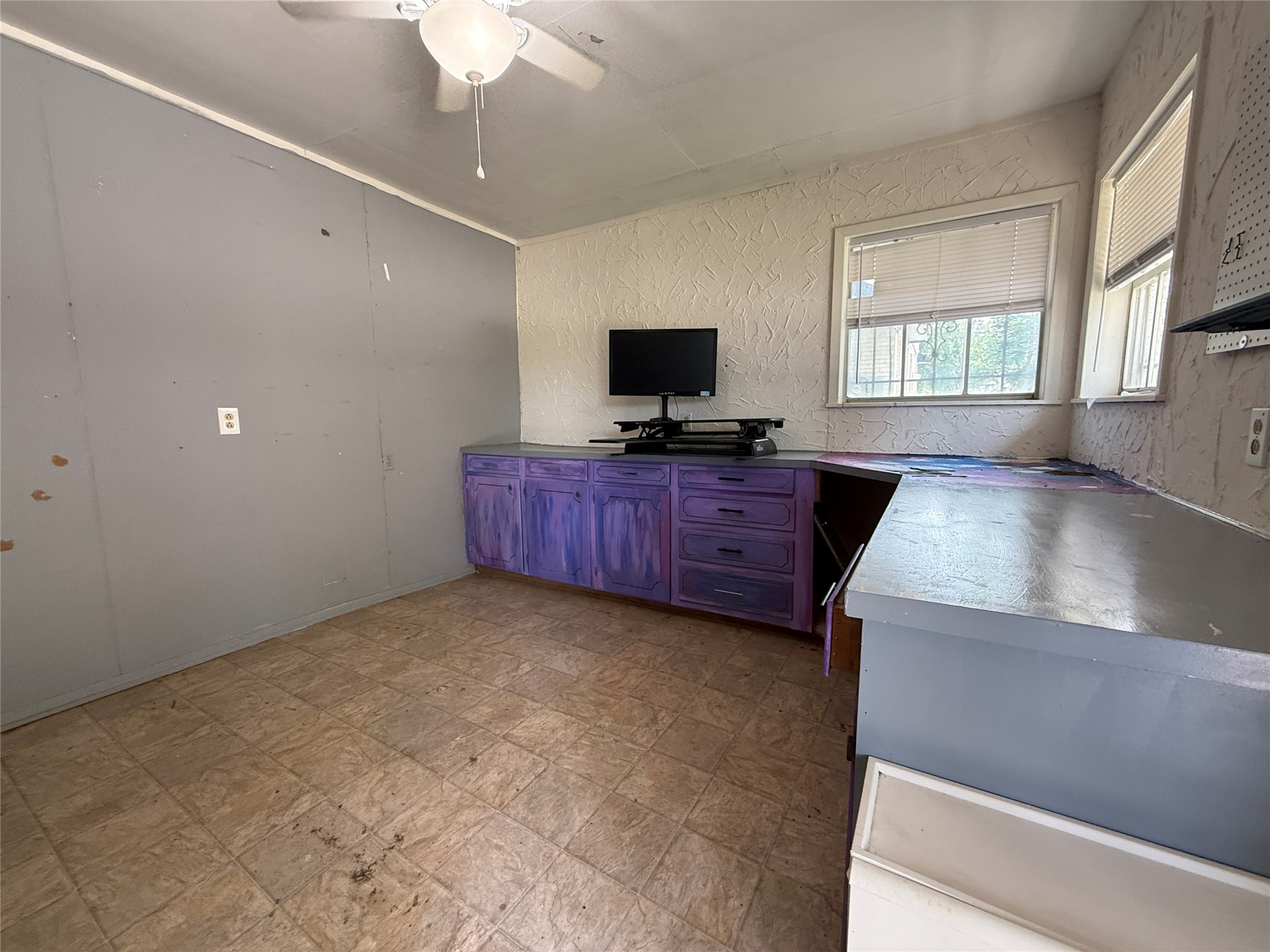 201 E 10th Street Kaufman TX 75142