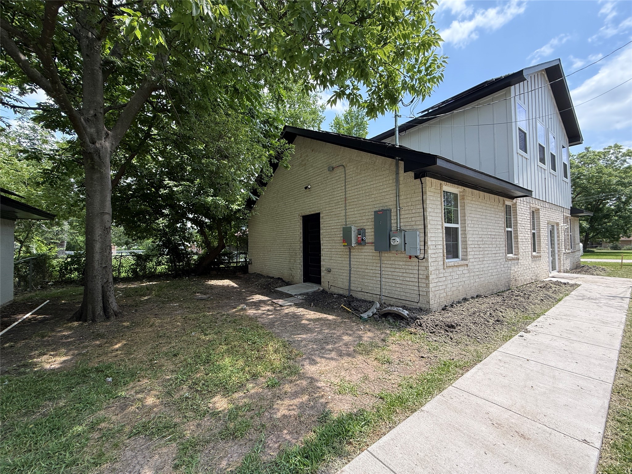 201 E 10th Street Kaufman TX 75142