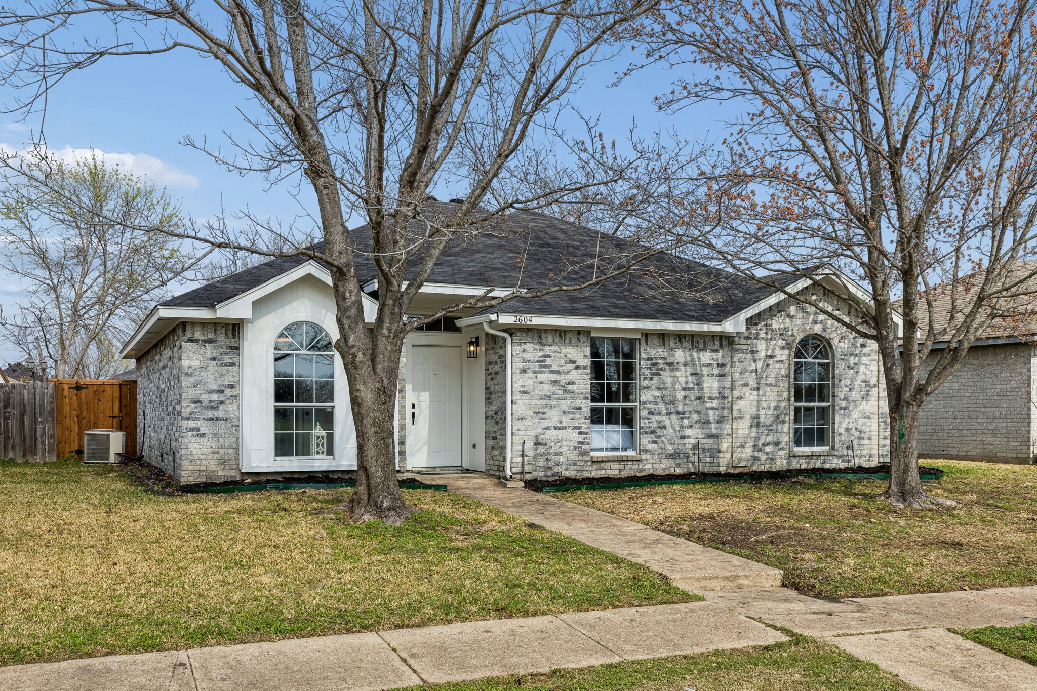 2604 Helen Lane Mesquite TX 75181