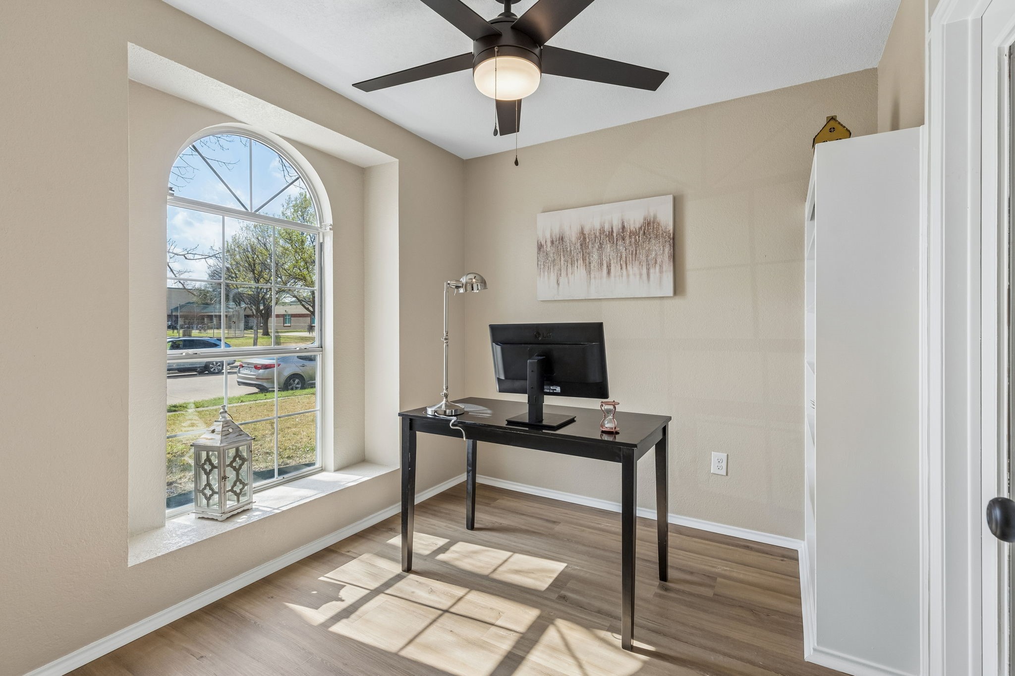 2604 Helen Lane Mesquite TX 75181