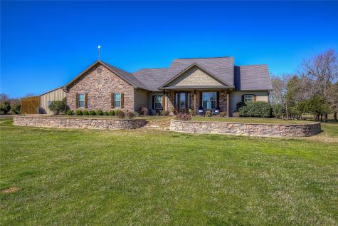 950 Rs County Road 1520 Point TX 75472