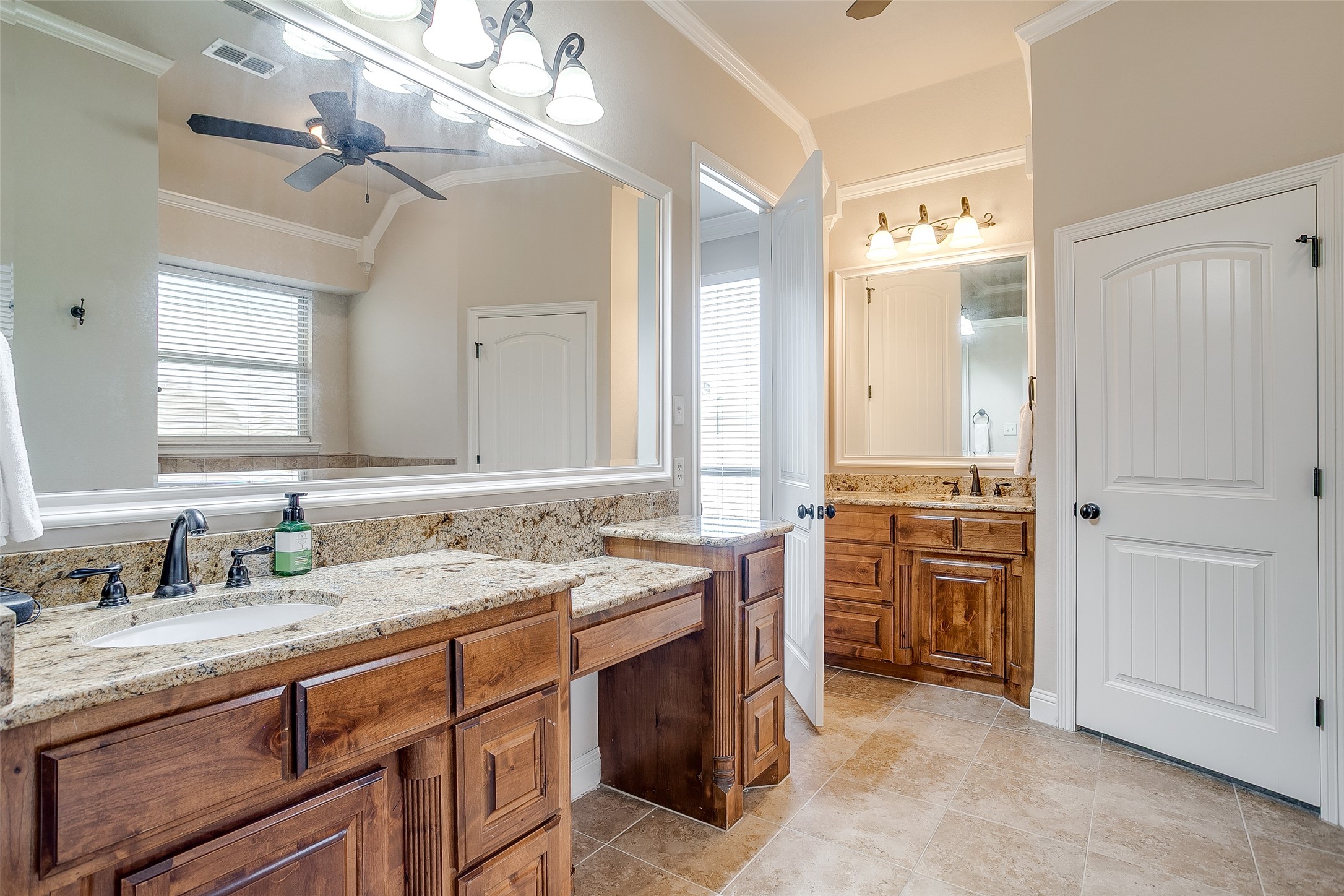 131 Condor View Weatherford TX 76087