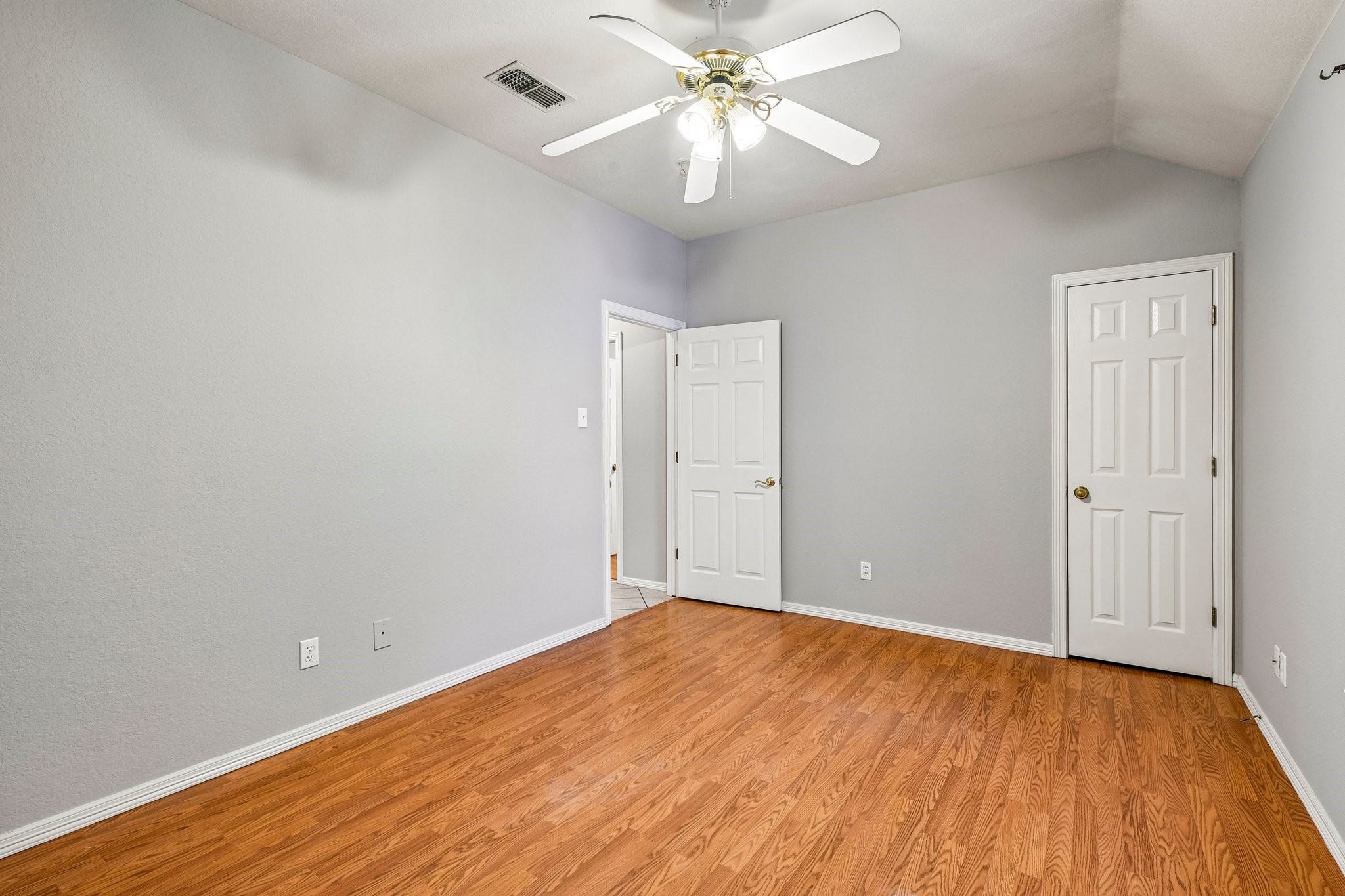 1036 Spring Hill Drive Saginaw TX 76179