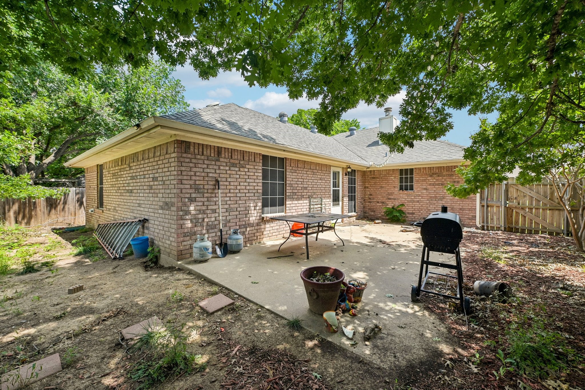 1036 Spring Hill Drive Saginaw TX 76179