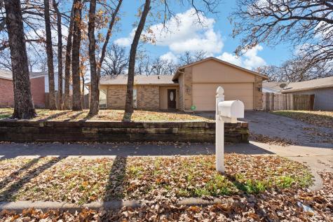 3800 Mulberry Lane Bedford TX 76021