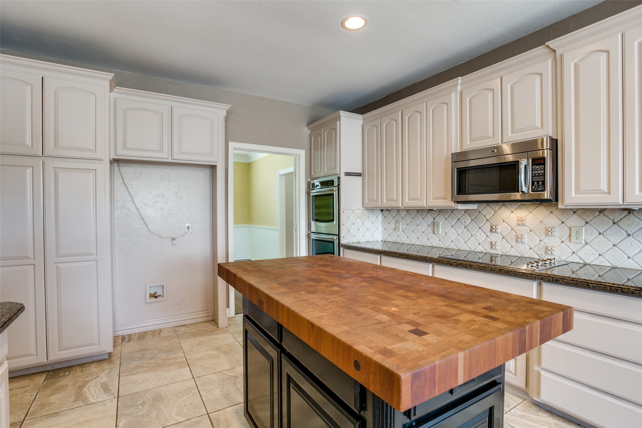 1006 Hidden Knoll Court Southlake TX 76092
