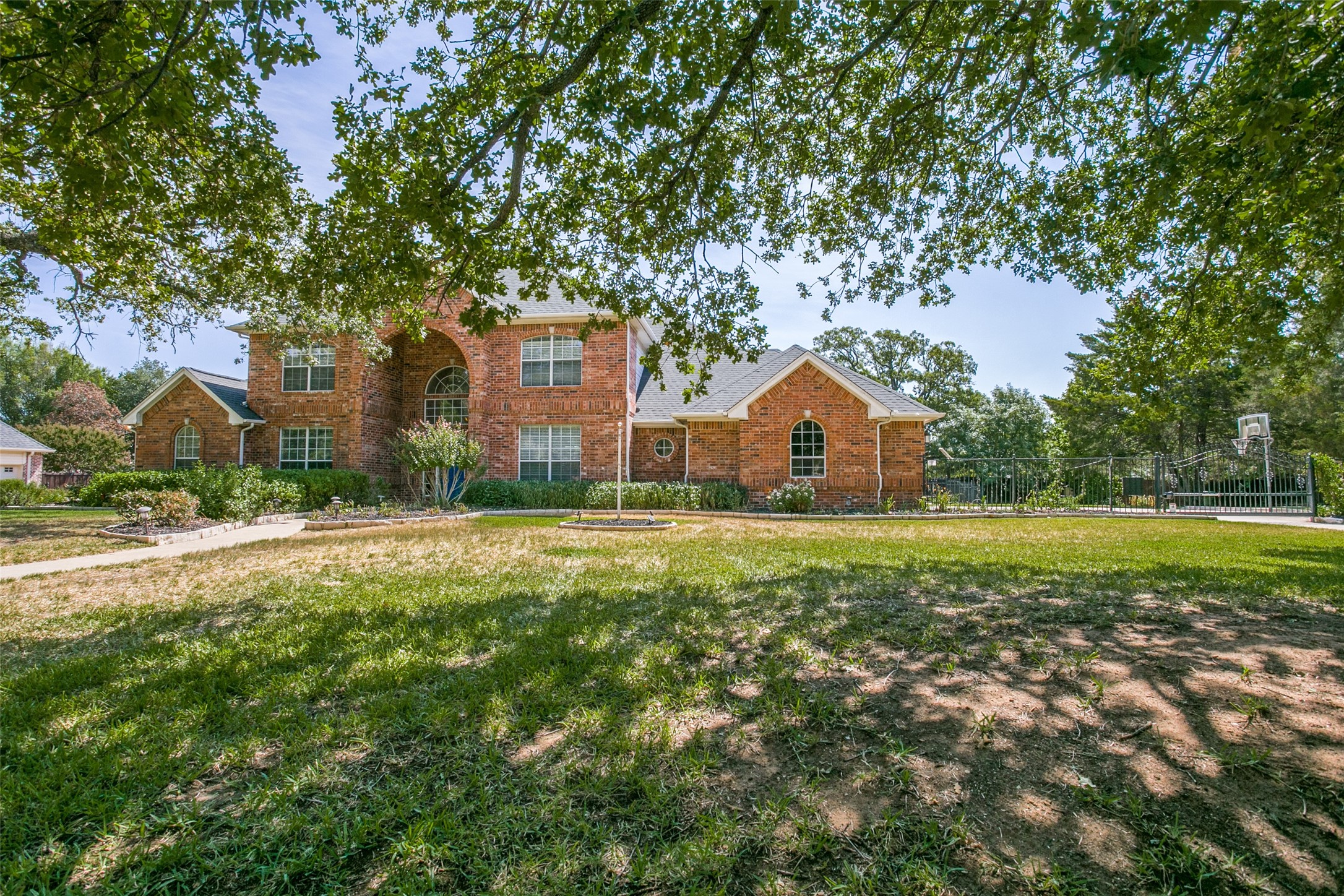 1006 Hidden Knoll Court Southlake TX 76092