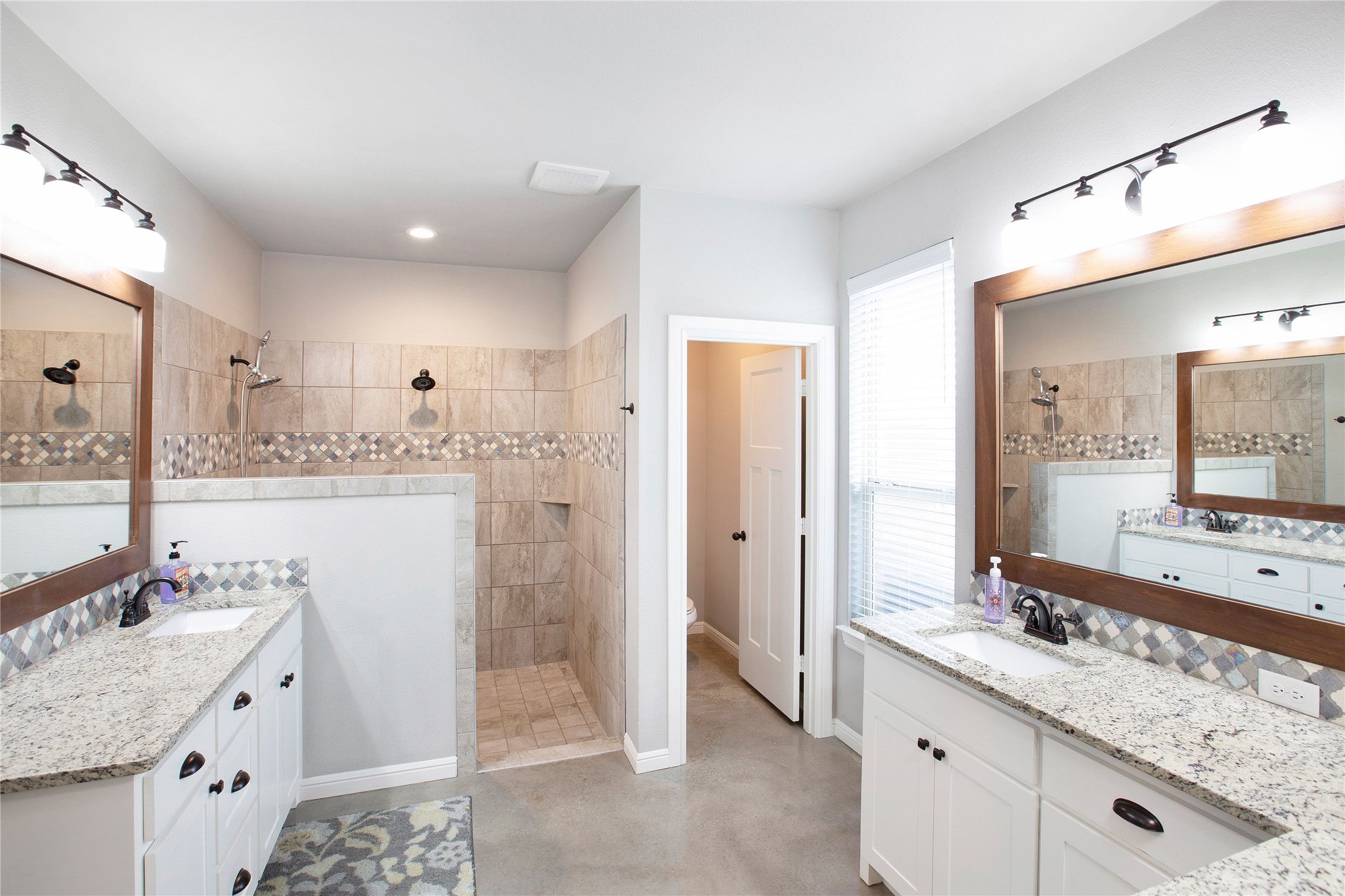 7230 Woodstream Road Midlothian TX 76065