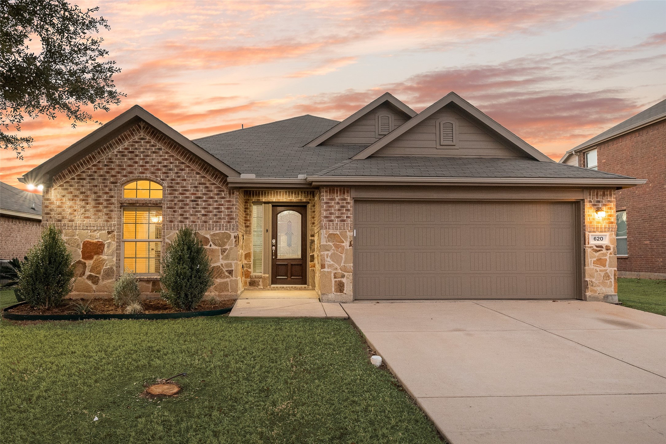 620 S Heights Drive Crowley TX 76036