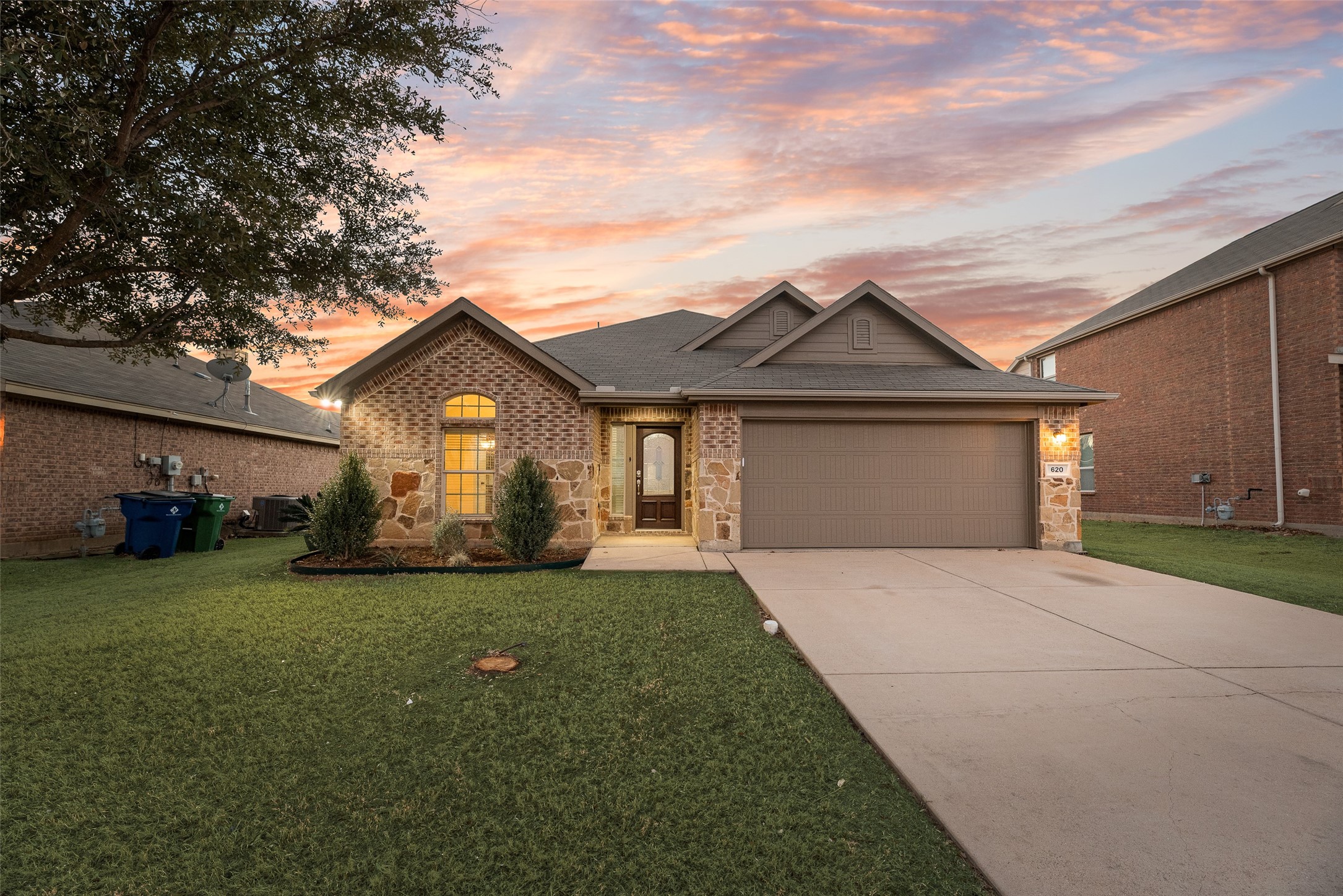 620 S Heights Drive Crowley TX 76036