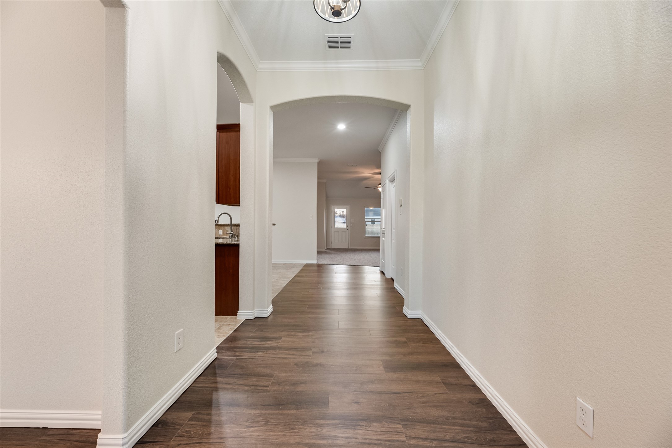 620 S Heights Drive Crowley TX 76036