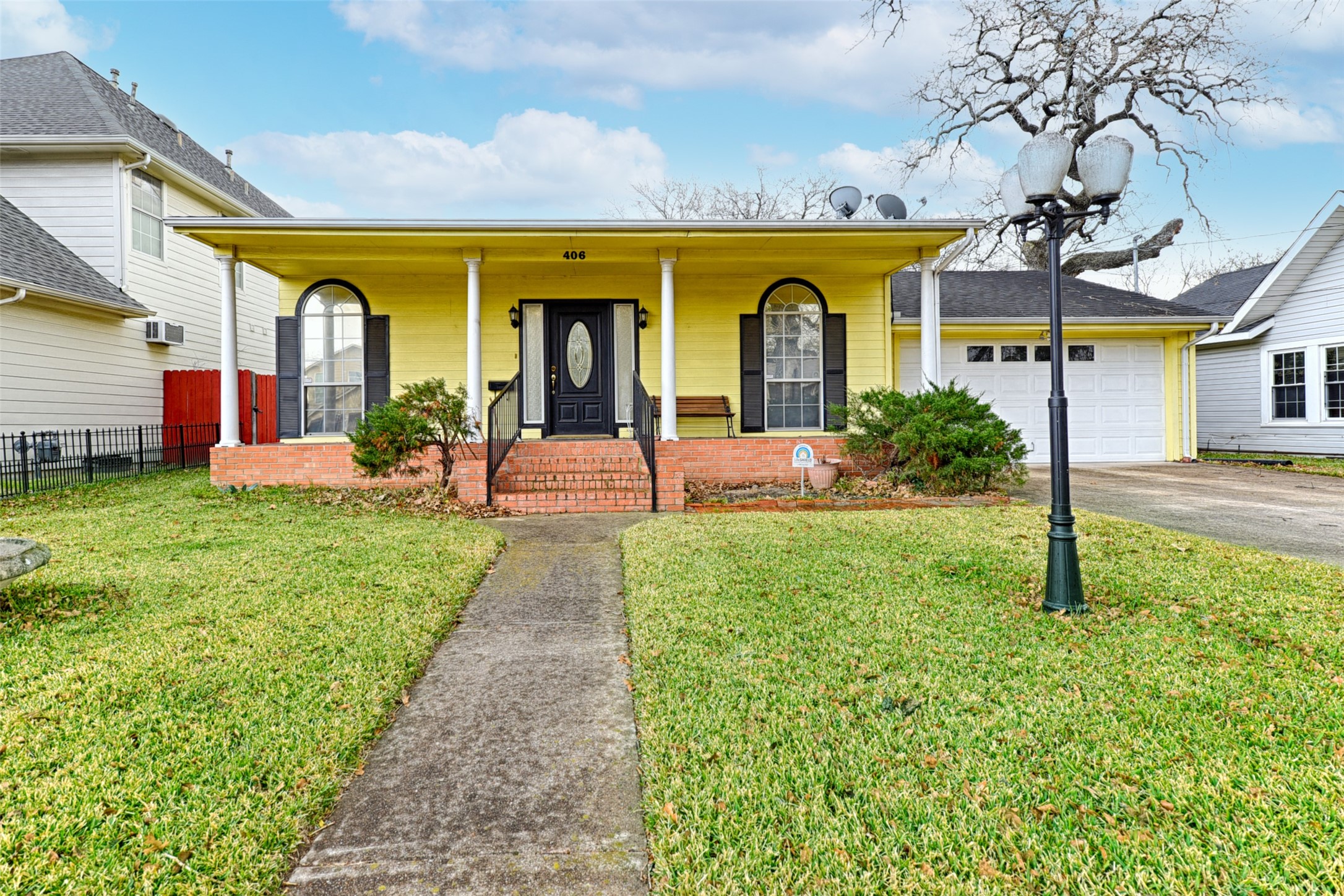 406 S Jefferson Street Irving TX 75060