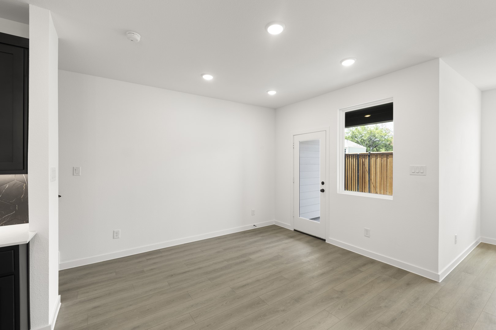 6927 Mission Tejas Drive Dallas TX 75228