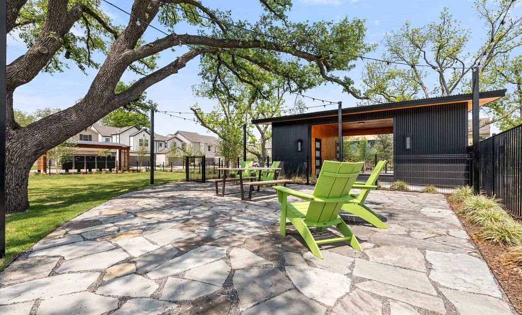 6927 Mission Tejas Drive Dallas TX 75228