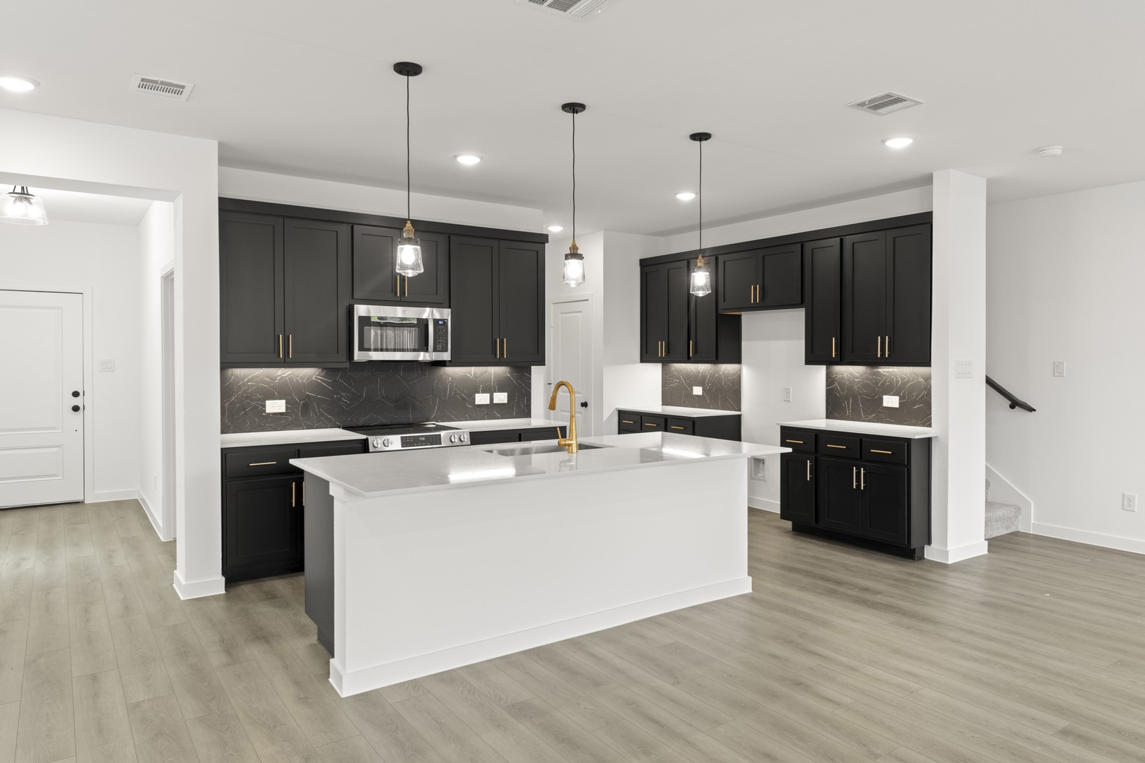 6927 Mission Tejas Drive Dallas TX 75228
