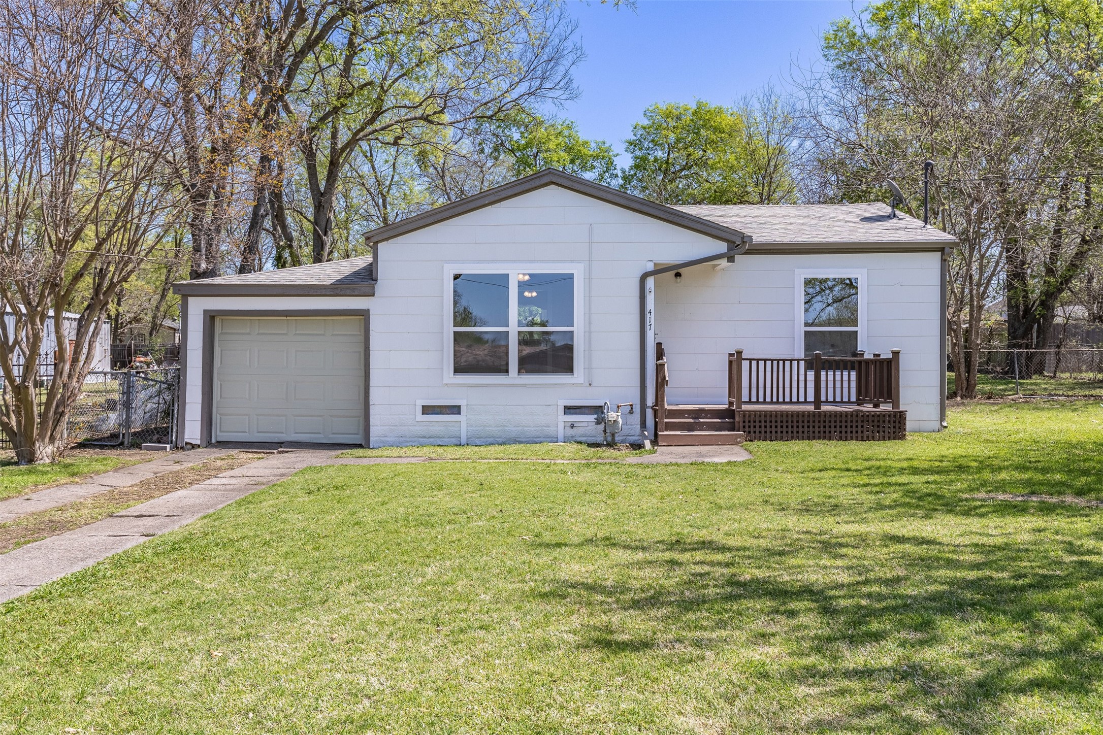 417 N Burdette Avenue Sherman TX 75090