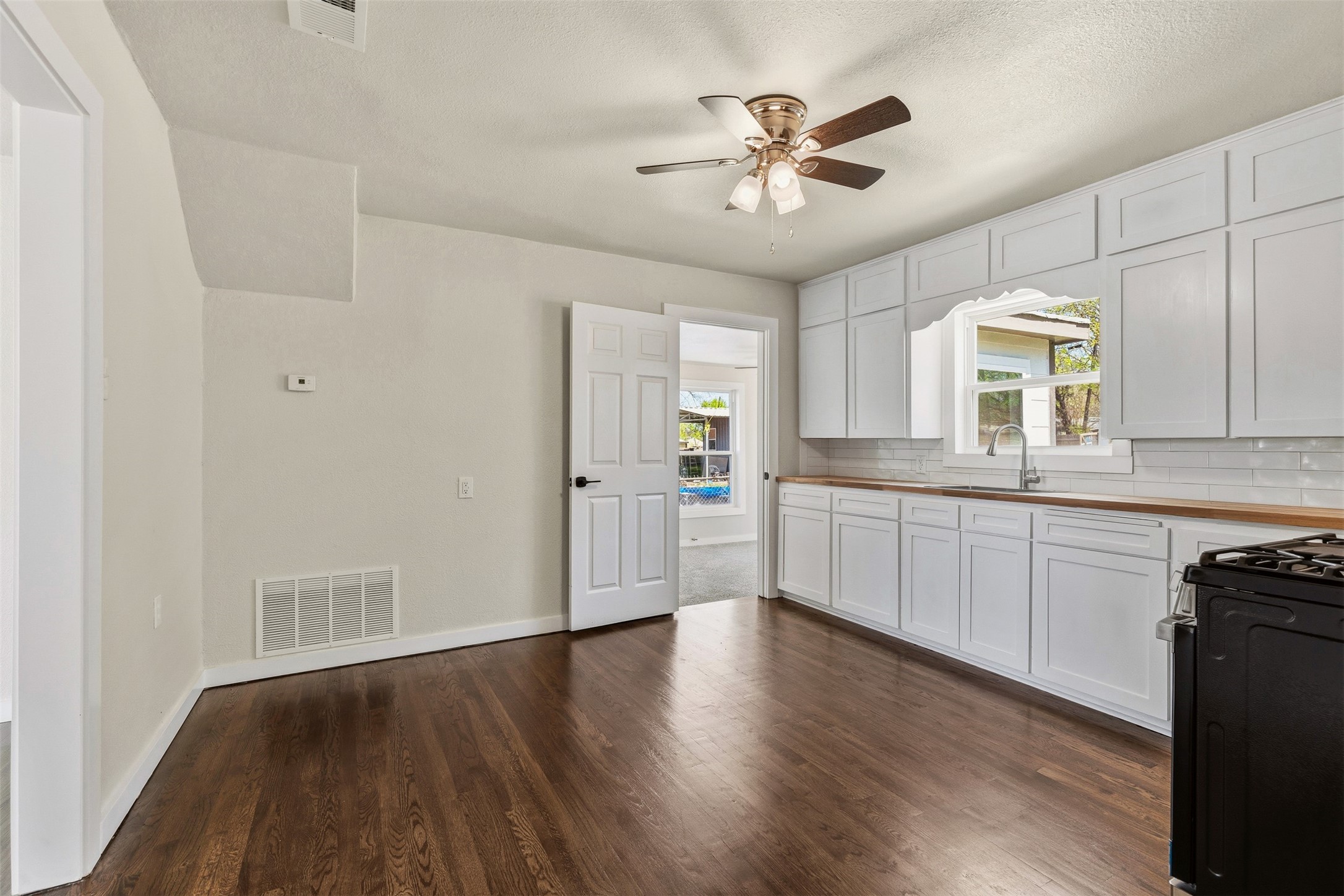 417 N Burdette Avenue Sherman TX 75090