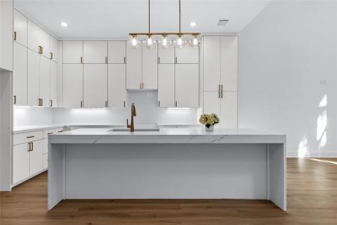 2322 Arroyo Avenue Dallas TX 75219