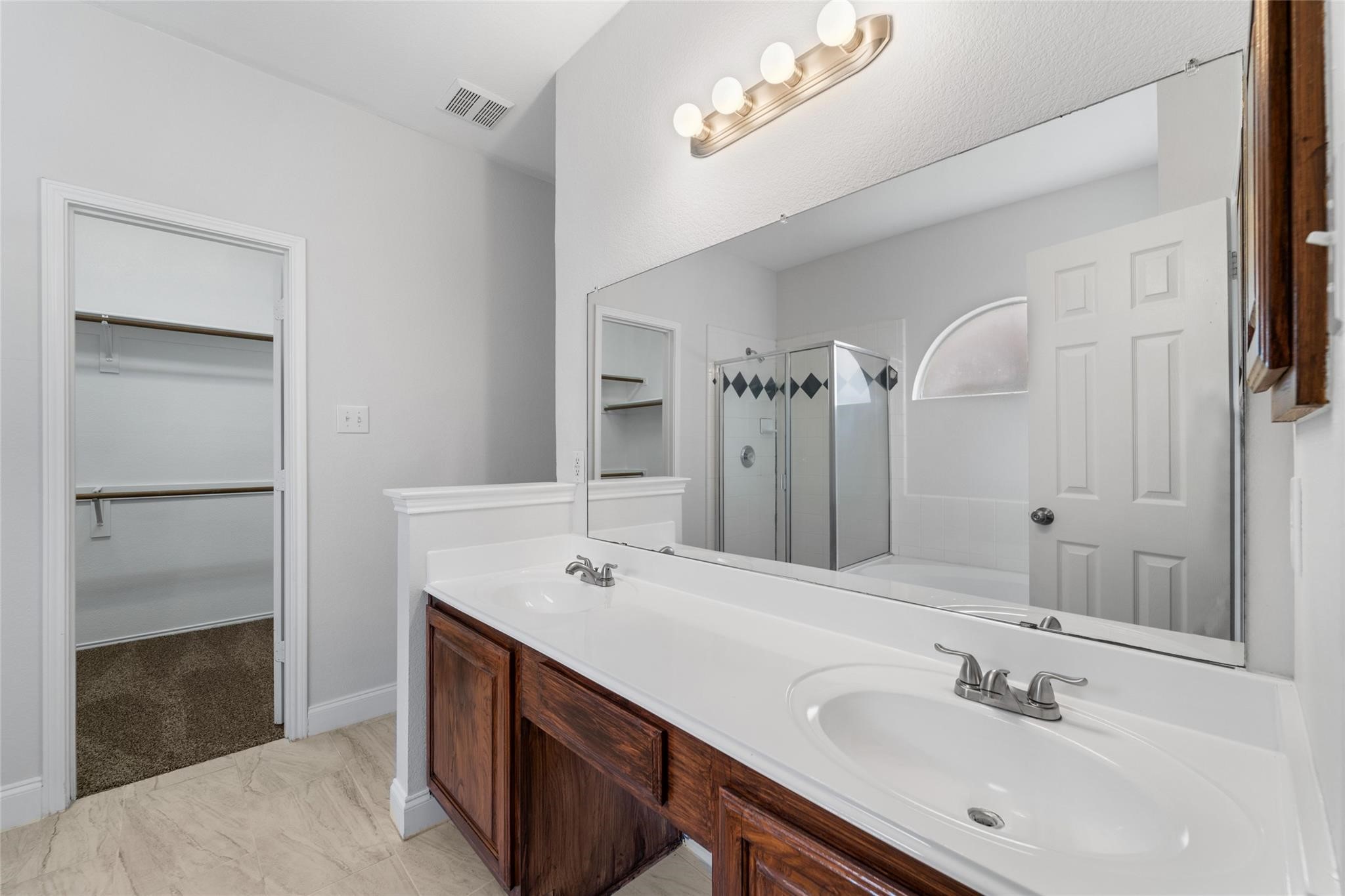 4506 Stirling Drive Garland TX 75043