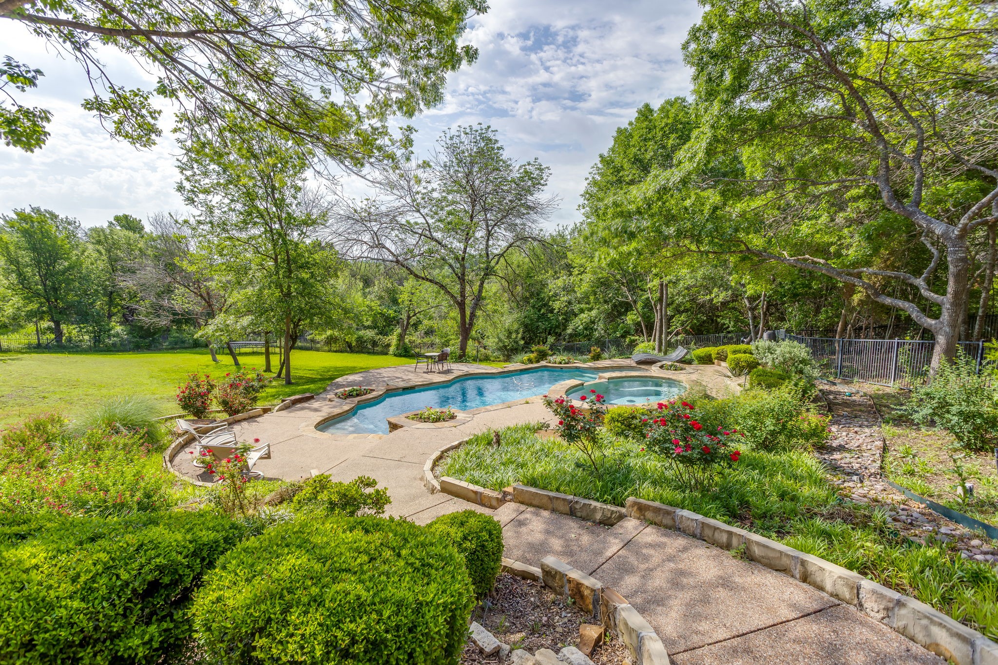 305 Covered Bridge Drive Fort Worth TX 76108