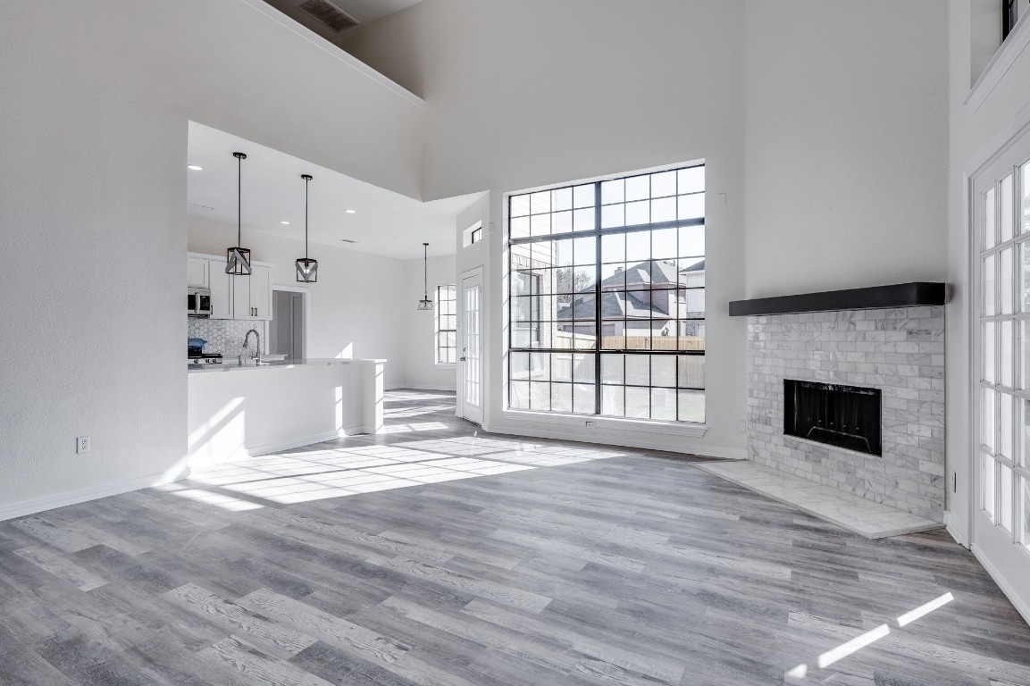 2735 Water Oak Drive Grand Prairie TX 75052
