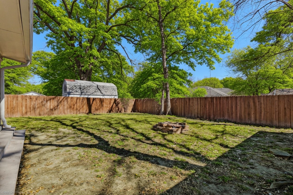 608 N Catherine Street Terrell TX 75160