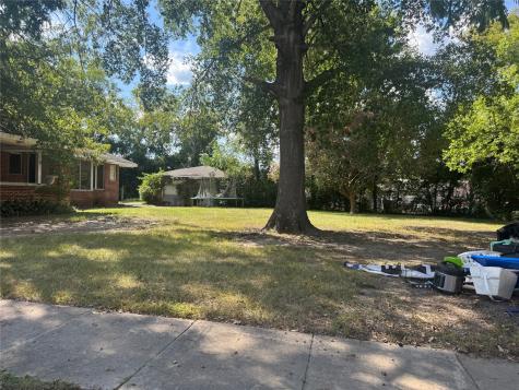 521 N 1st Street Lufkin TX 75901