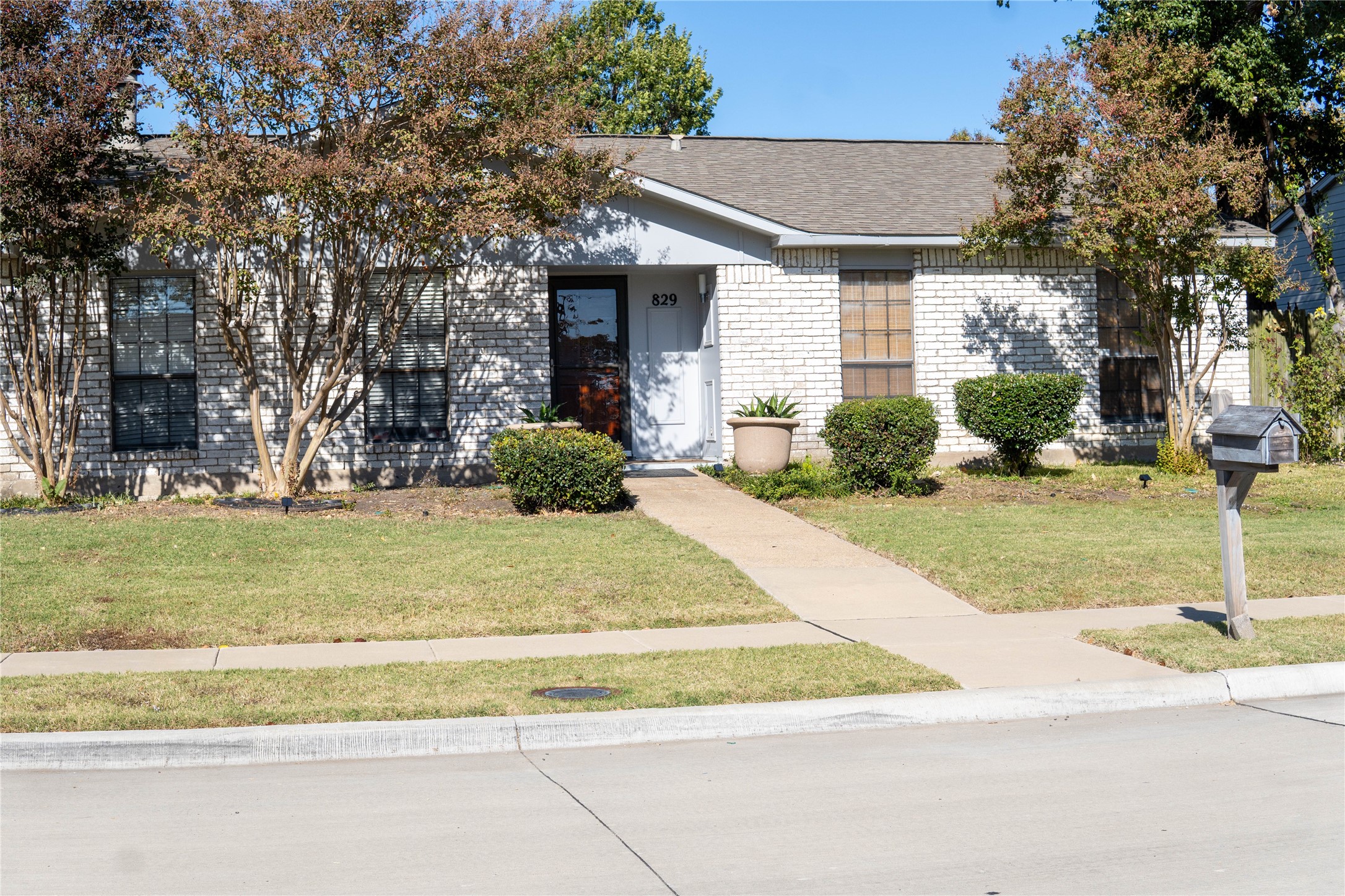 829 Cambridge Drive Plano TX 75023