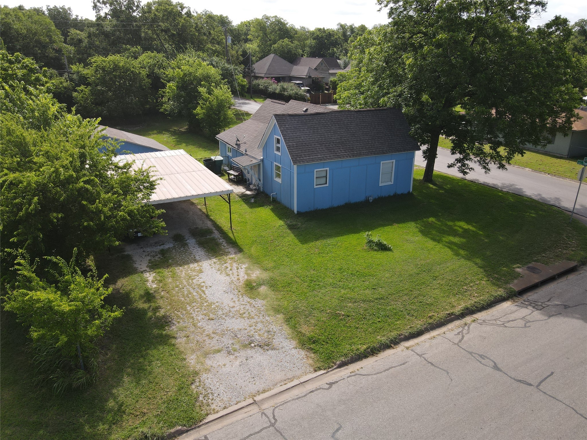 603 E Thomas Street Sherman TX 75090