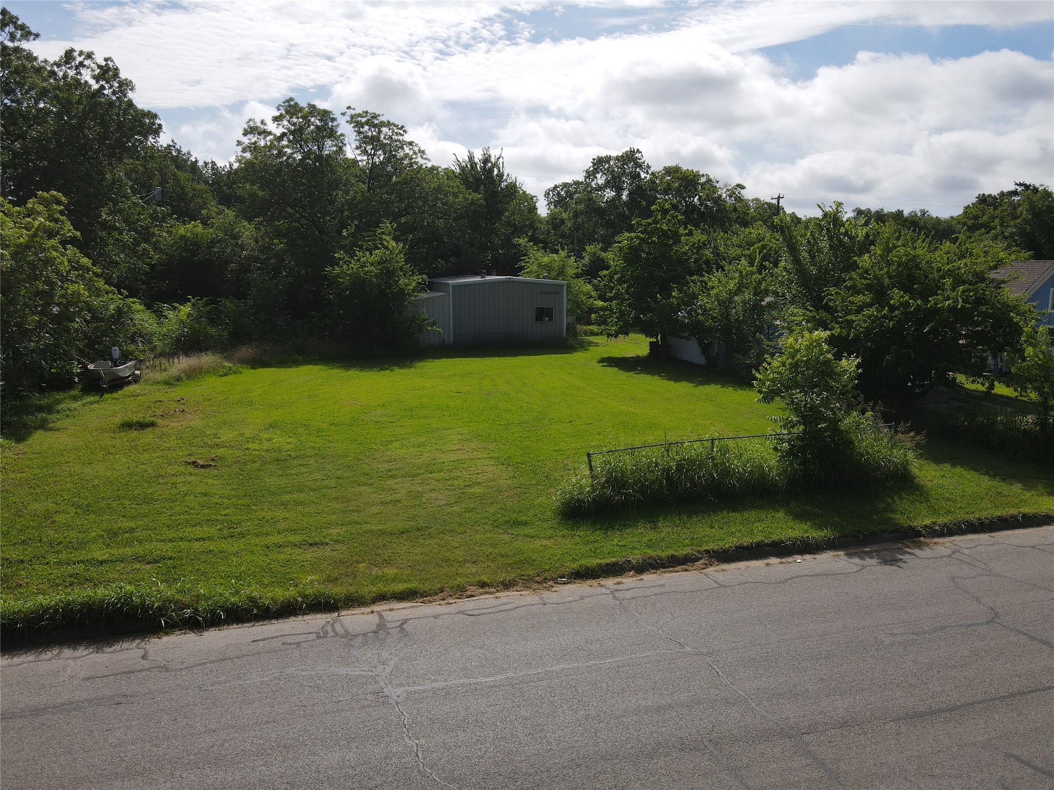 603 E Thomas Street Sherman TX 75090