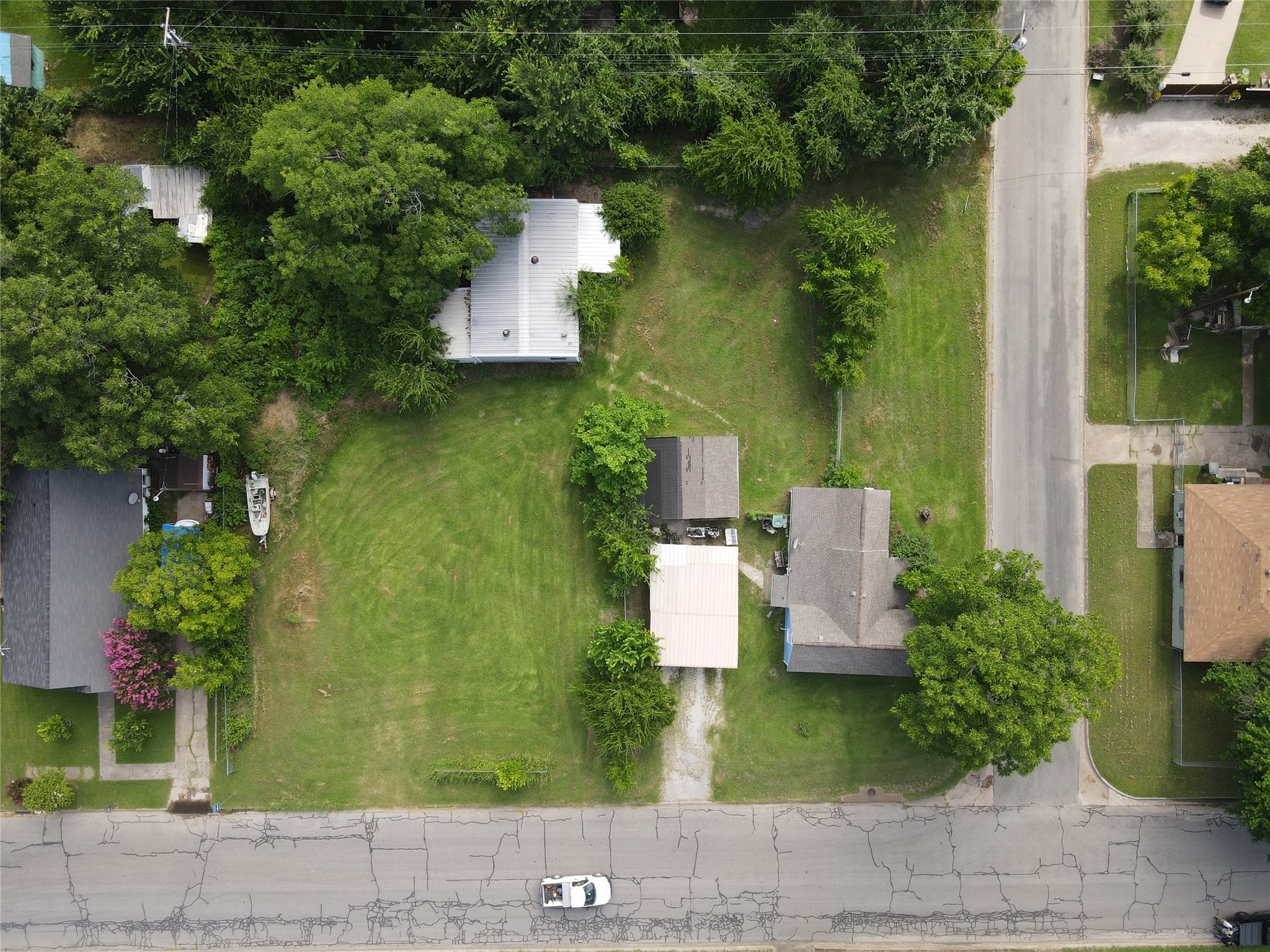 603 E Thomas Street Sherman TX 75090