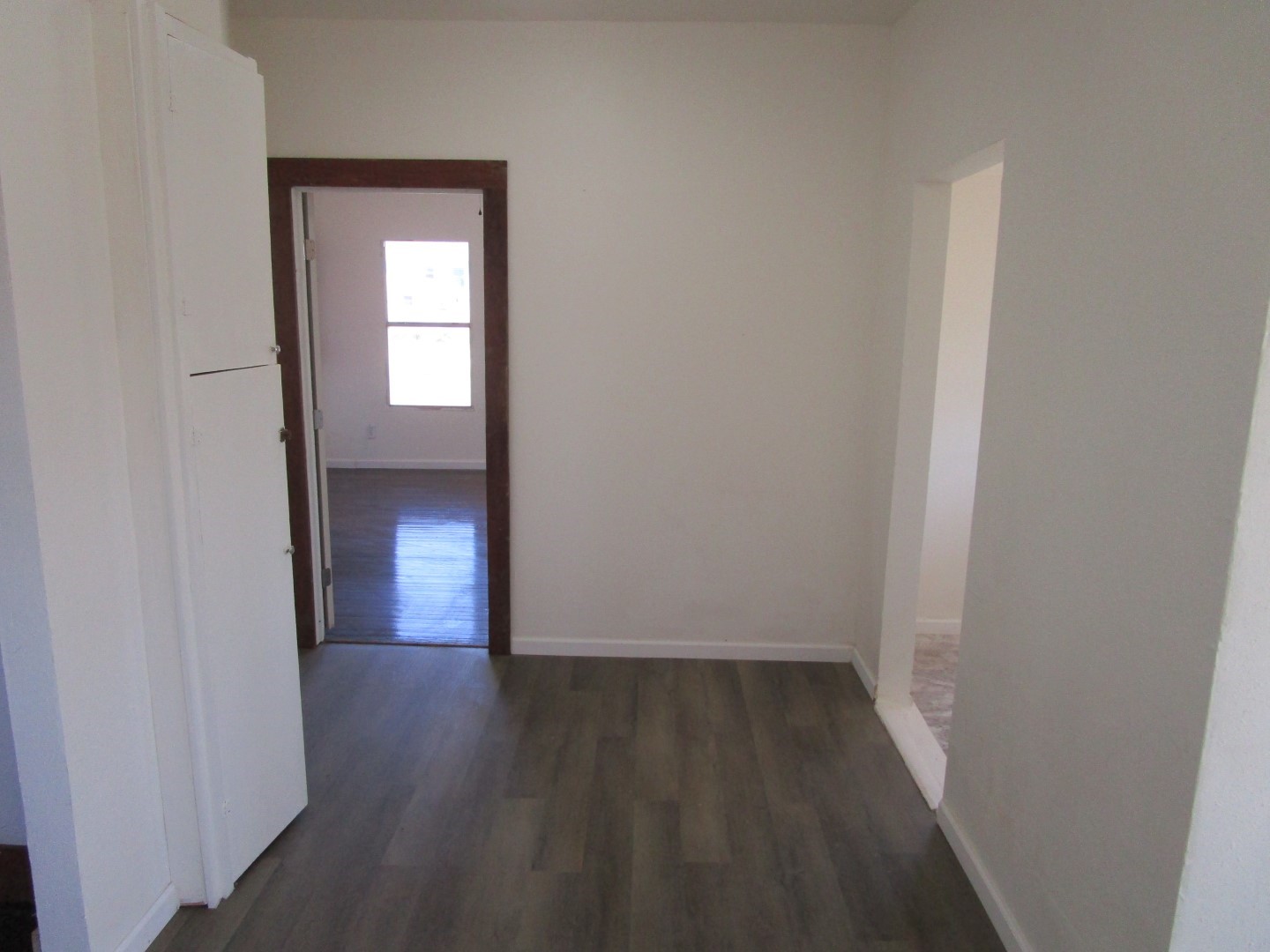 106 E Magnolia Avenue Electra TX 76360