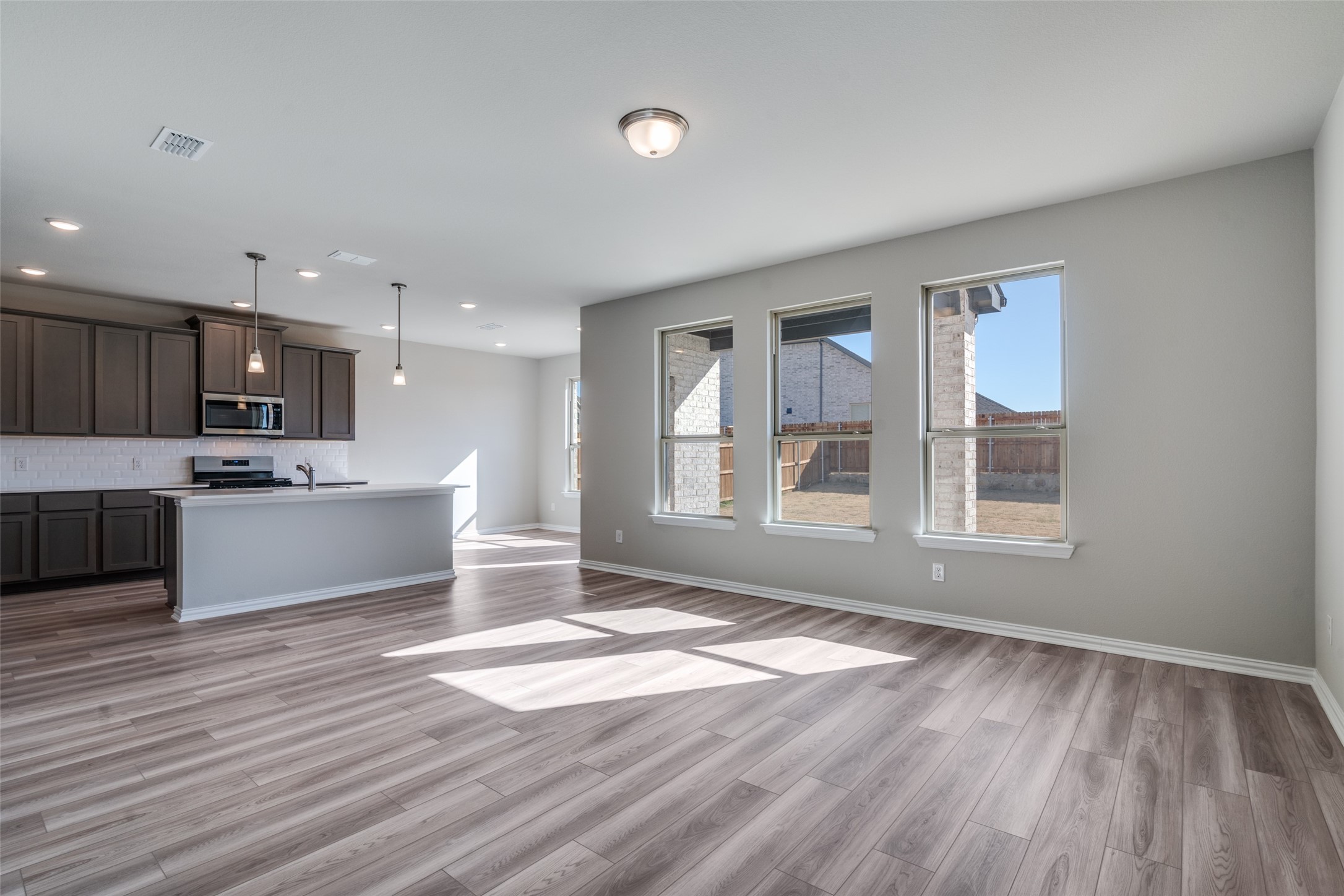 312 Silent Pond Park Lavon TX 75166
