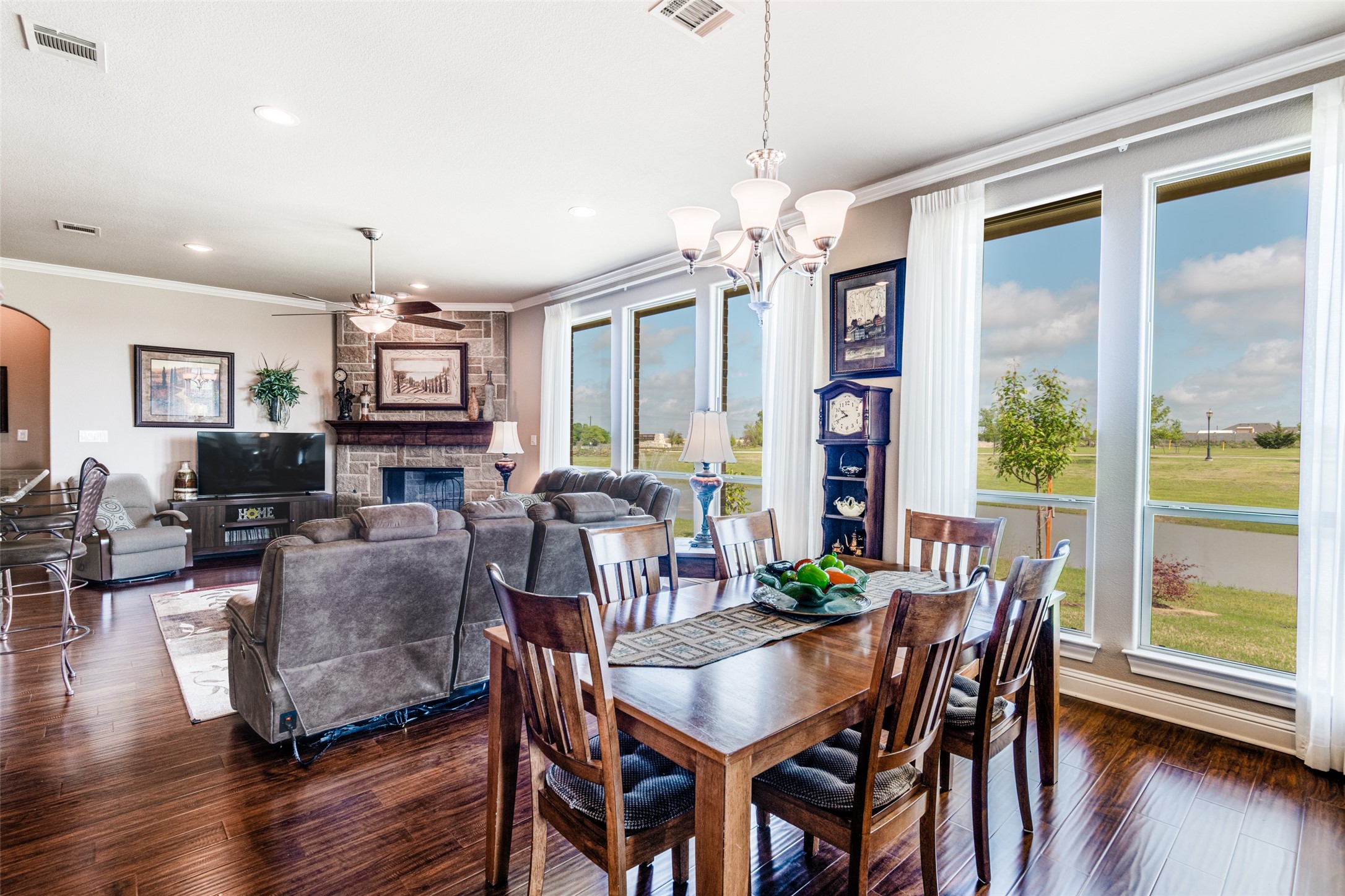 902 Saint Matthew Circle Royse City TX 75189