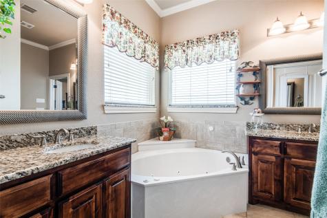 902 Saint Matthew Circle Royse City TX 75189