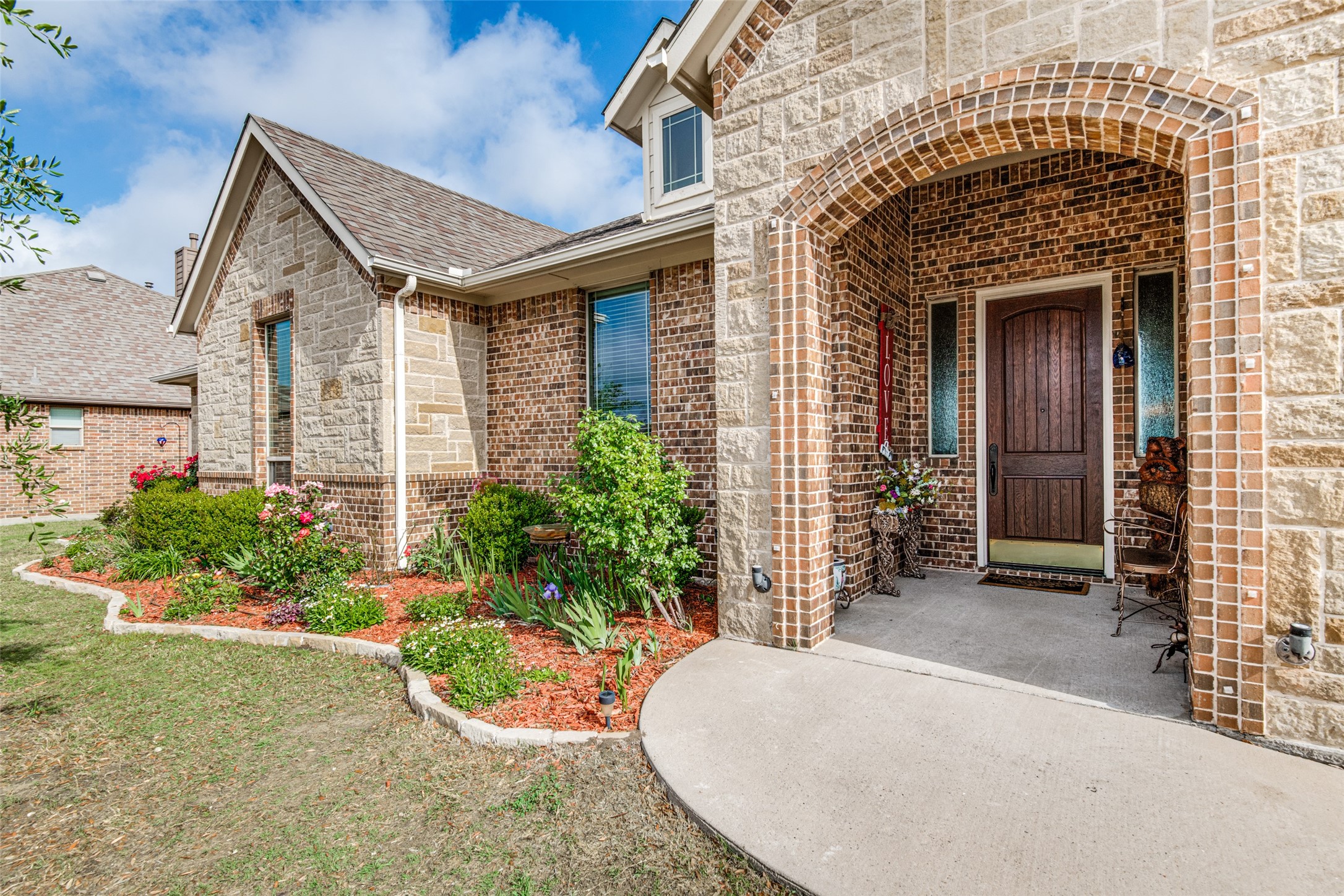 902 Saint Matthew Circle Royse City TX 75189