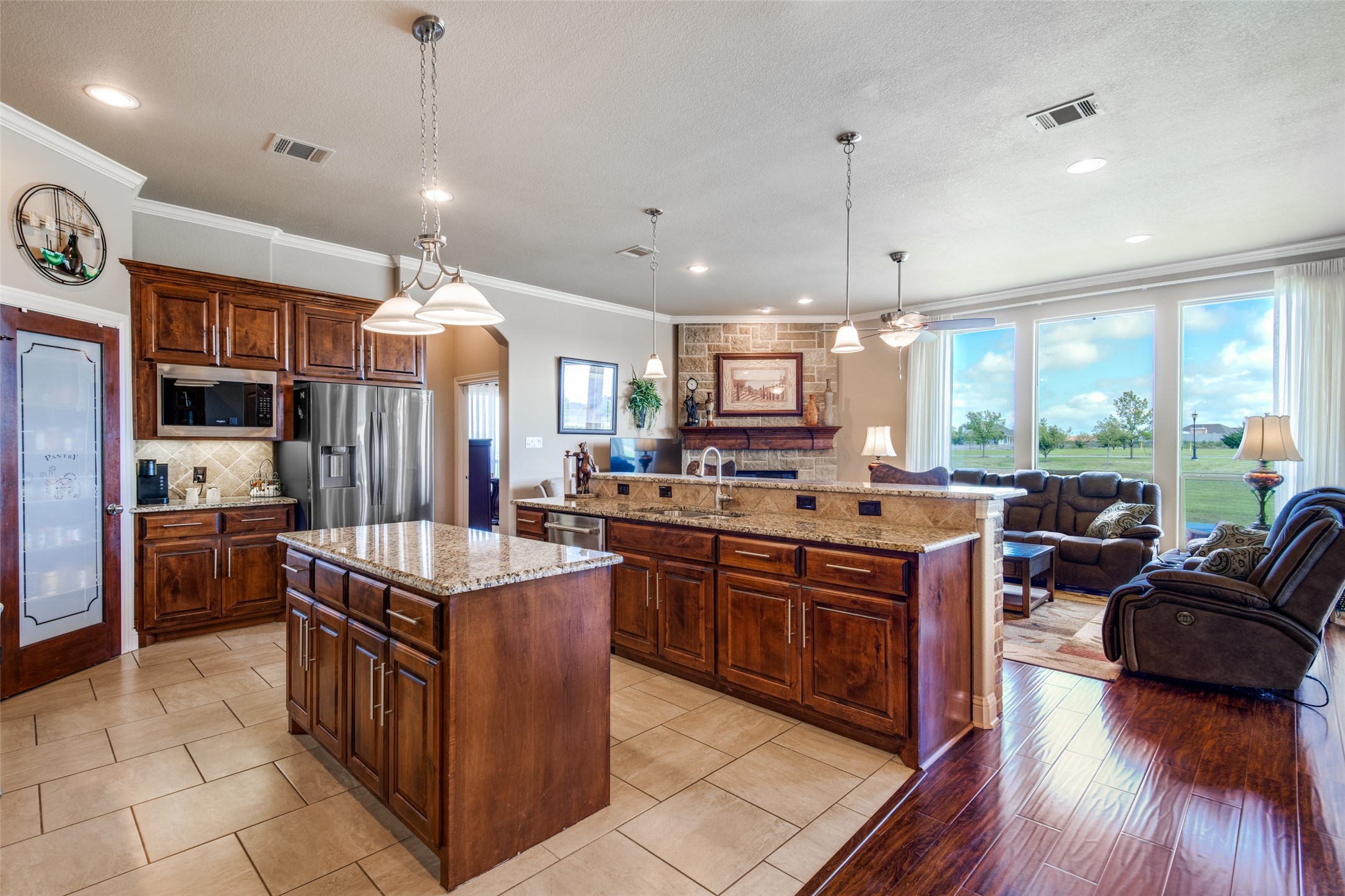 902 Saint Matthew Circle Royse City TX 75189
