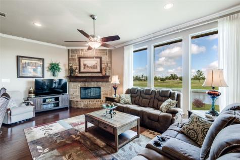 902 Saint Matthew Circle Royse City TX 75189