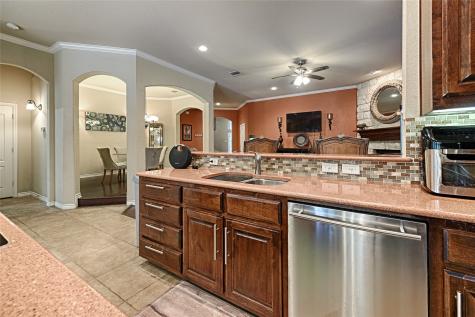 6004 Cedar Glen Court Grand Prairie TX 75052