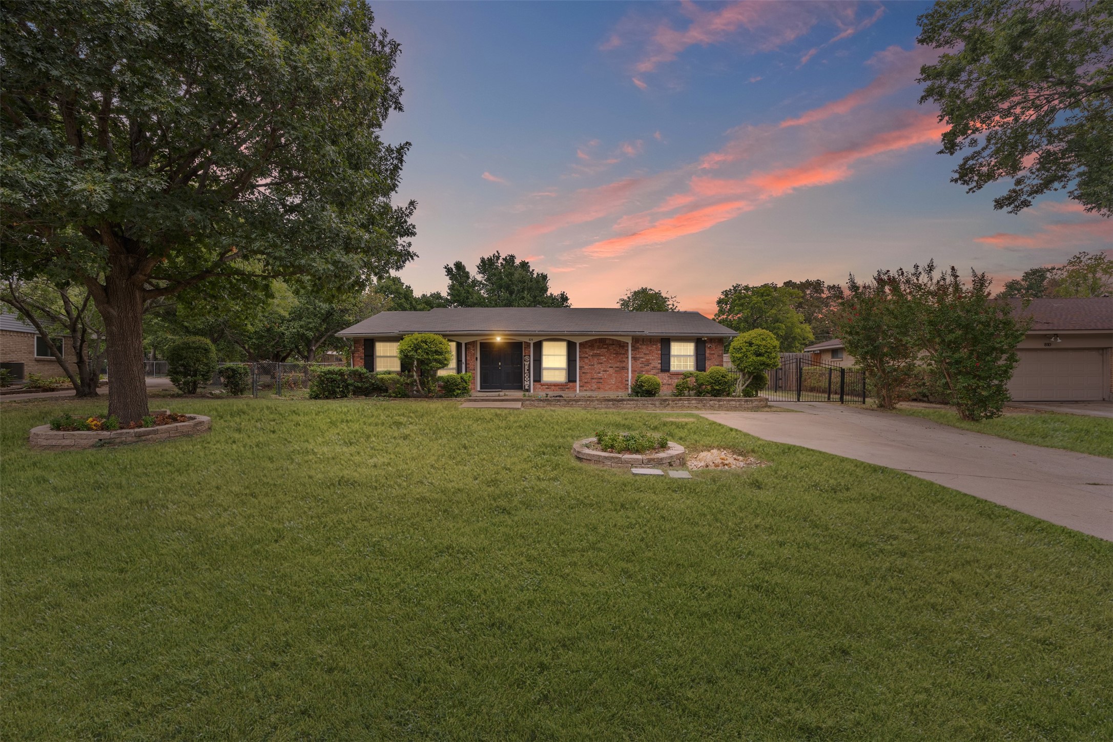 814 Nature Drive Duncanville TX 75116