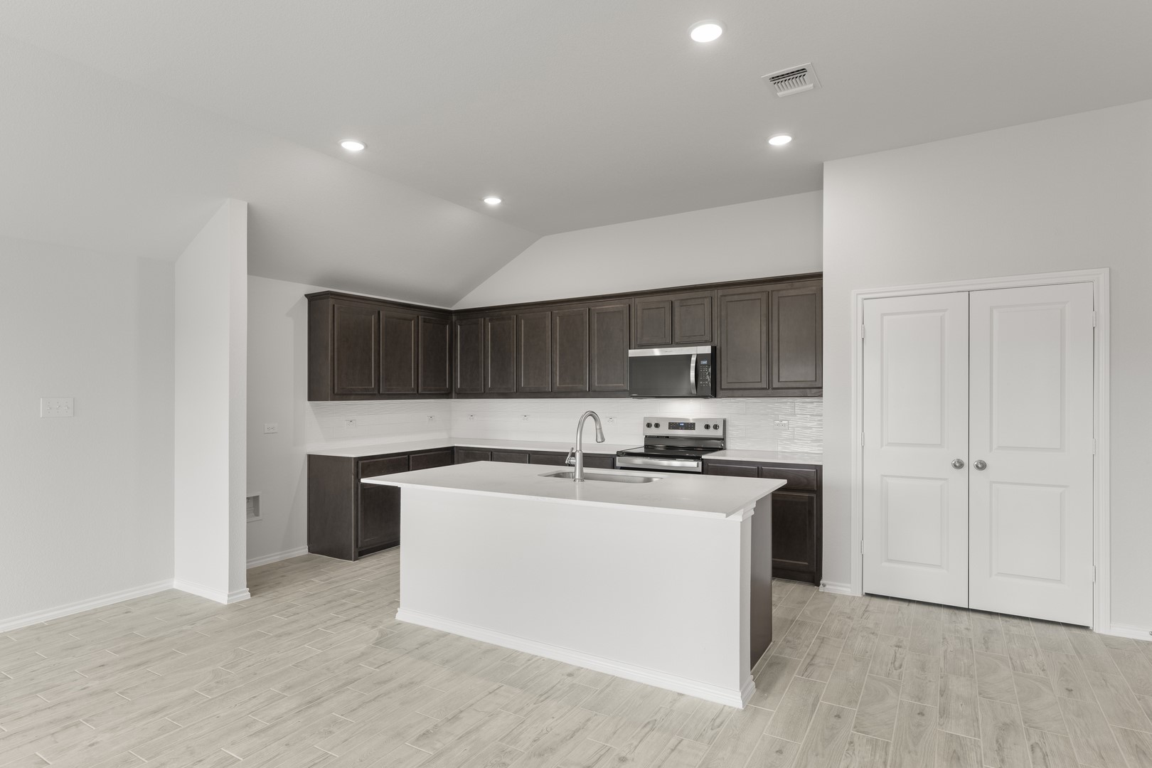 8108 Kingfisher Road Pilot Point TX 76258