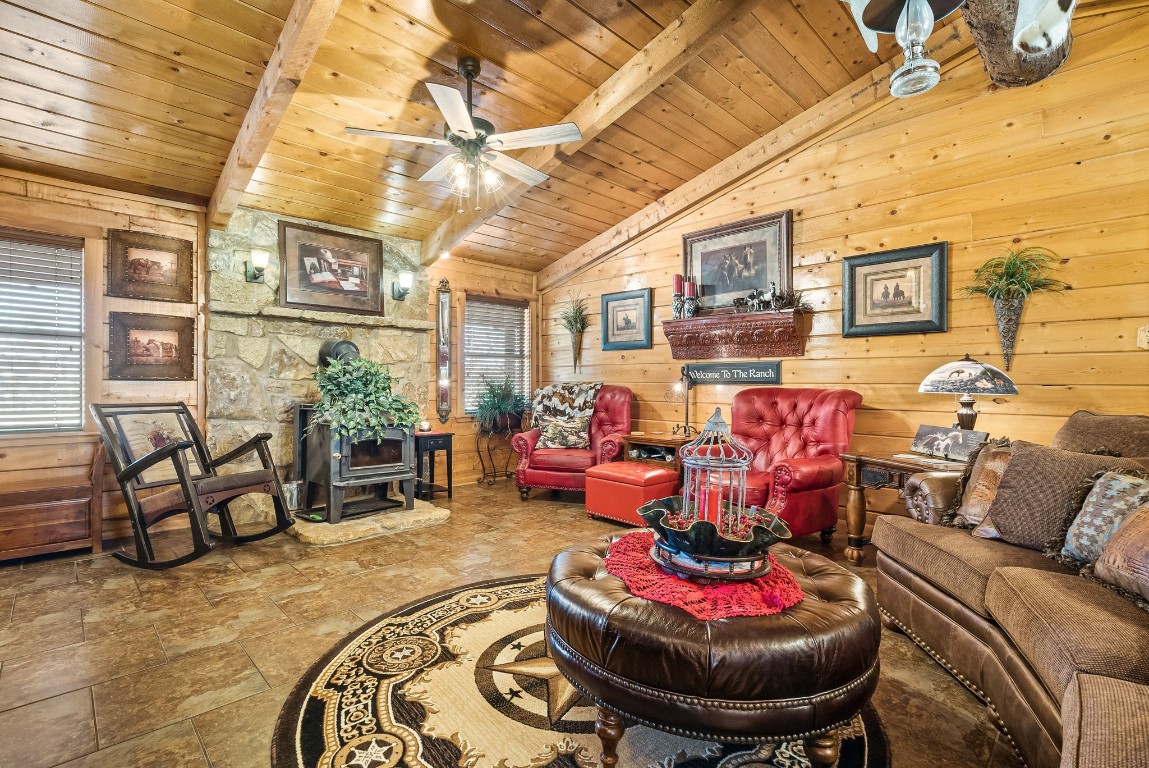 4155 County Road 188 Stephenville TX 76401