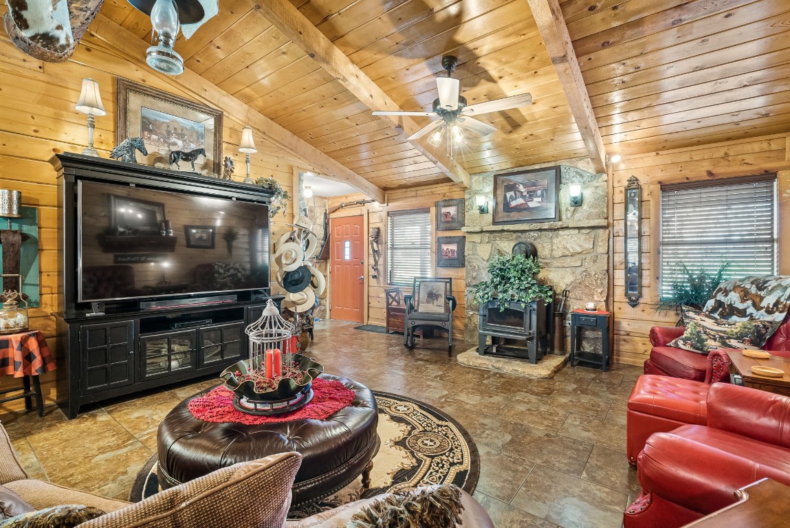 4155 County Road 188 Stephenville TX 76401