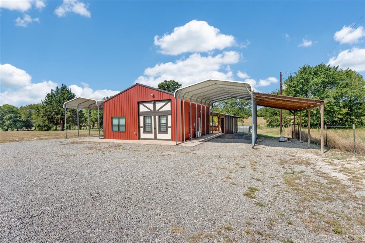 580 Homer Smith Road Van Alstyne TX 75495