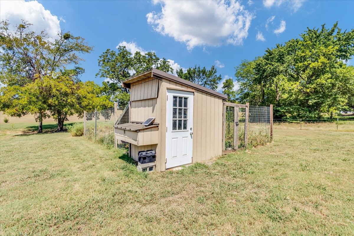 580 Homer Smith Road Van Alstyne TX 75495