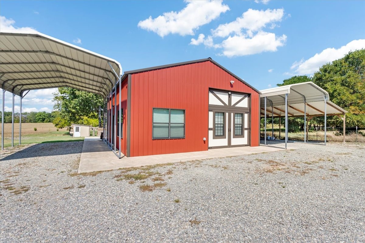 580 Homer Smith Road Van Alstyne TX 75495